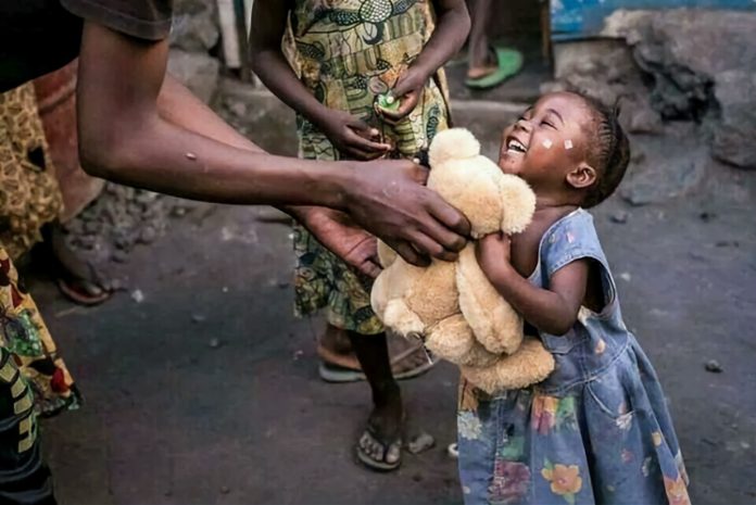 Me paratë tuaja ‘blini’ lutjet e të varfërve dhe dashurinë e nevojtarëve